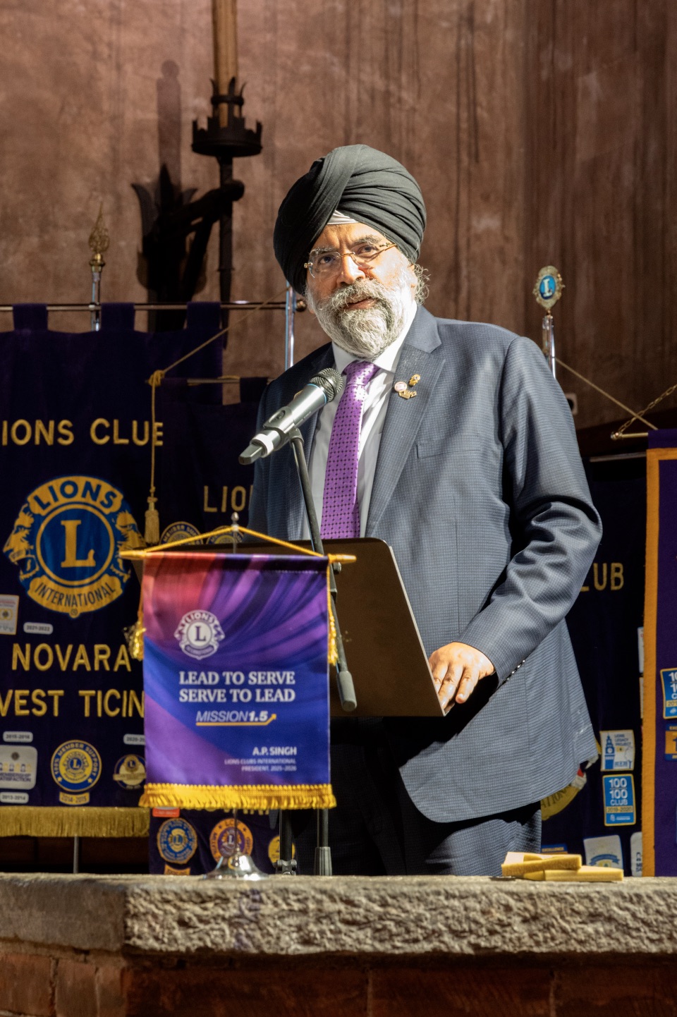 “We Serve” in azione in Italia “We Serve” in azione in Italia