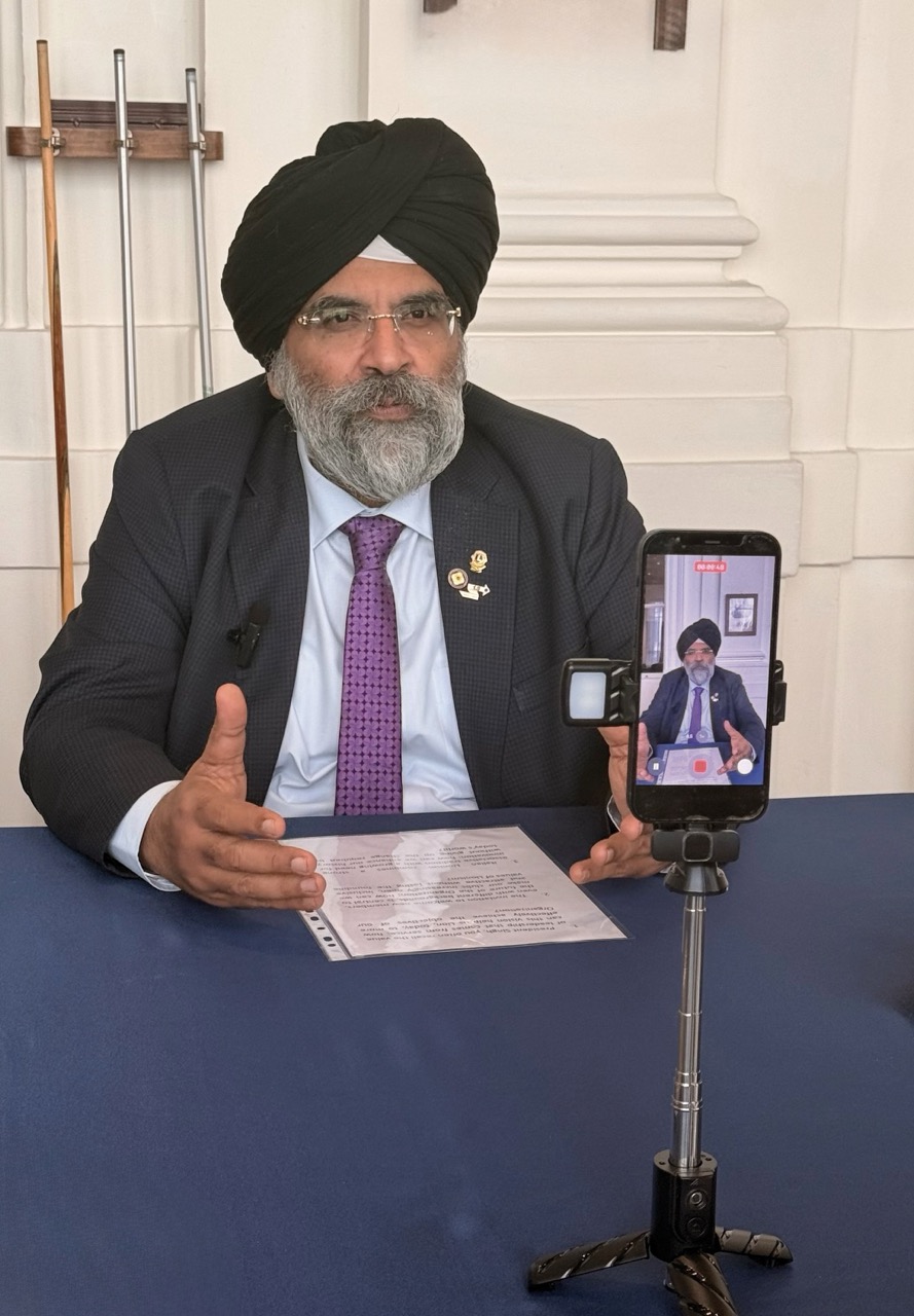 Leadership di servizio: la visione internazionale di A.P. Singh Leadership di servizio: la visione internazionale di A.P. Singh